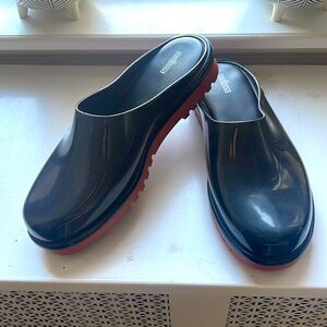 Melissa Smart Clogs Closed